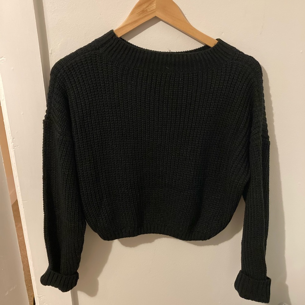 Black cropped sweater